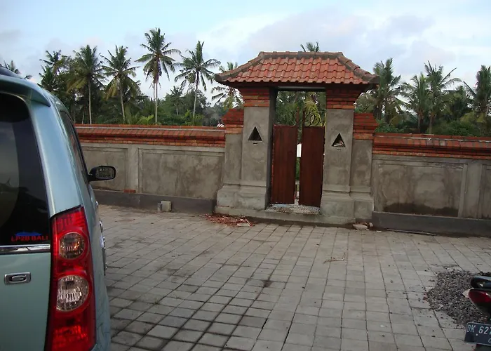 Flamboyan Gasthof 4*